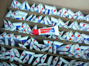 賓館3克裝小牙膏批發價1毛